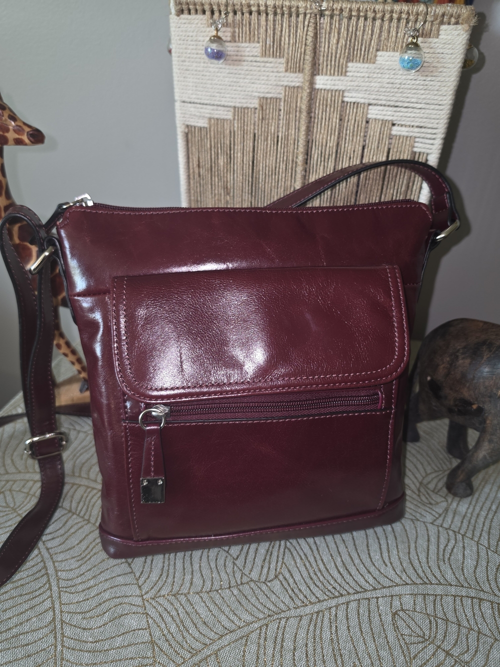 GIANNI BERNINI Burgundy Leather Crossbody Bag with Front Pocket